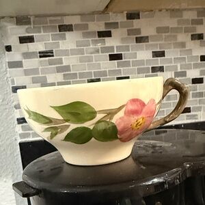 Floral Teacups (3) with Pink Flower Design